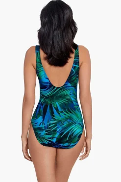 Palm Reeder Revele Badpak Uit Een Stuk