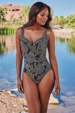 Petal Pusher Escape Zwempak Uit Een Stuk