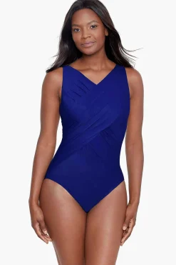 Rotsvast Tulia Badpak Uit Een Stuk