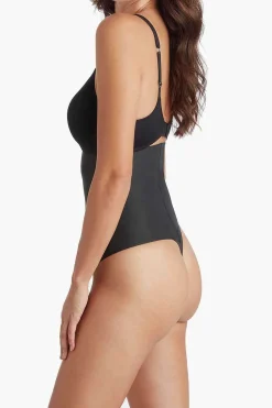 Stevige Controle Sleek Essentials String Met Hoge Taille